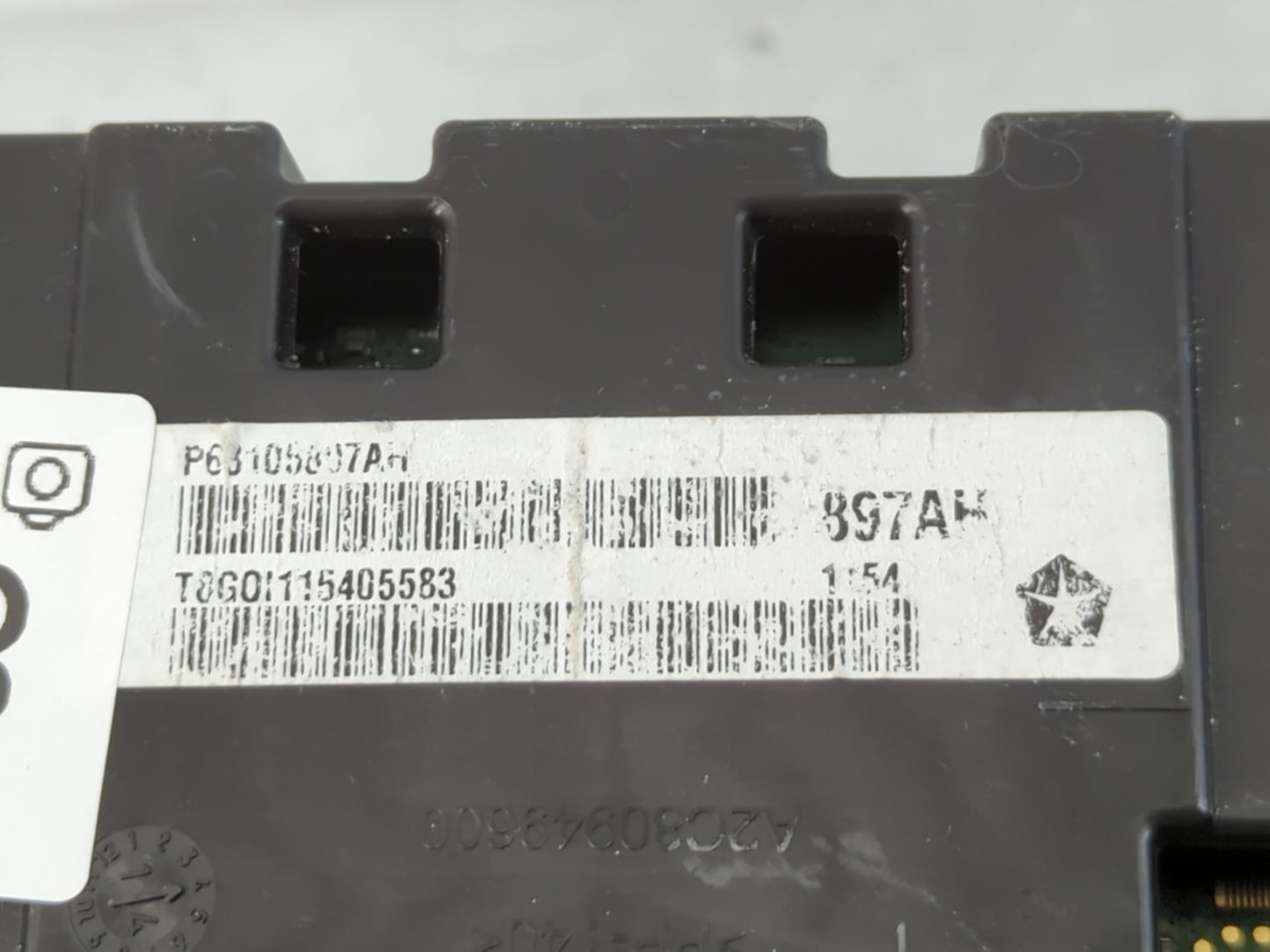 2015 Chrysler 200 Instrument Cluster Speedometer Gauges Fits OEM Used Auto Parts - Oemusedautoparts1.com