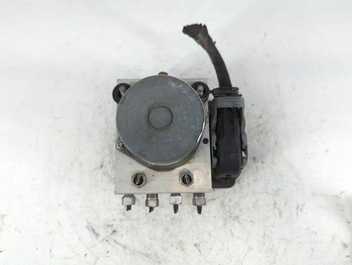 2015 Chrysler 200 Anti-Lock Brake ABS Pump Module Actuator OEM P/N:TYA142540588 P68232470AB Fits OEM Used Auto Parts - Oemus