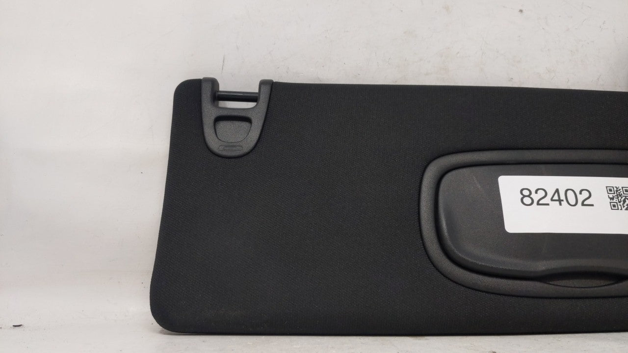 2015 Chrysler 200 Sun Visor Shade Replacement Passenger Right Mirror Fits OEM Used Auto Parts - Oemusedautoparts1.com