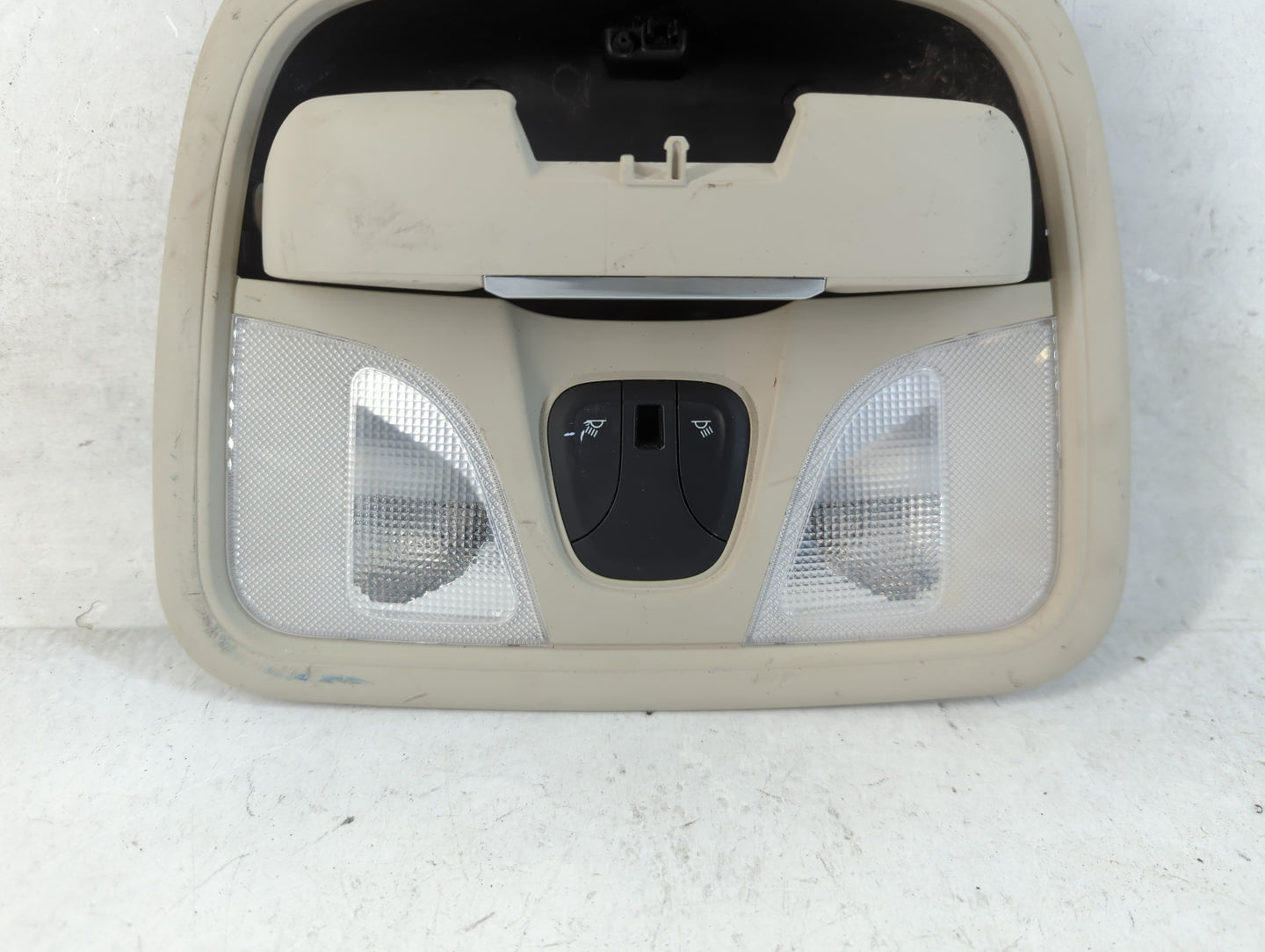 2015-2017 Chrysler 200 Overhead Roof Console 838887 - Oemusedautoparts1.com