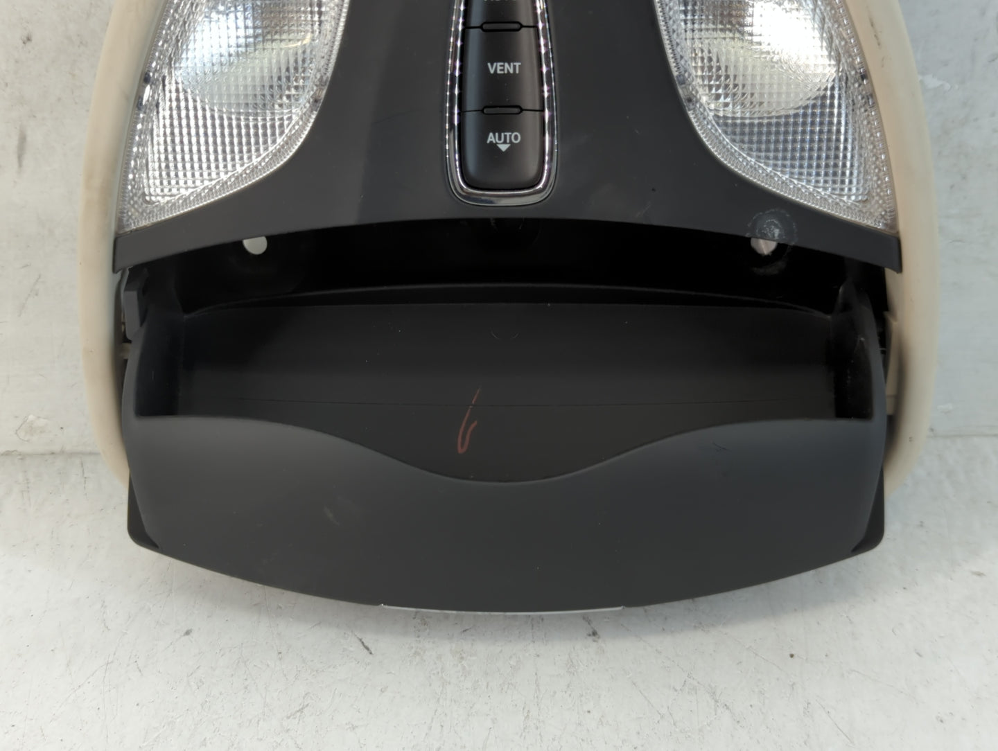 2015-2017 Chrysler 200 Overhead Roof Console 844790 - Oemusedautoparts1.com