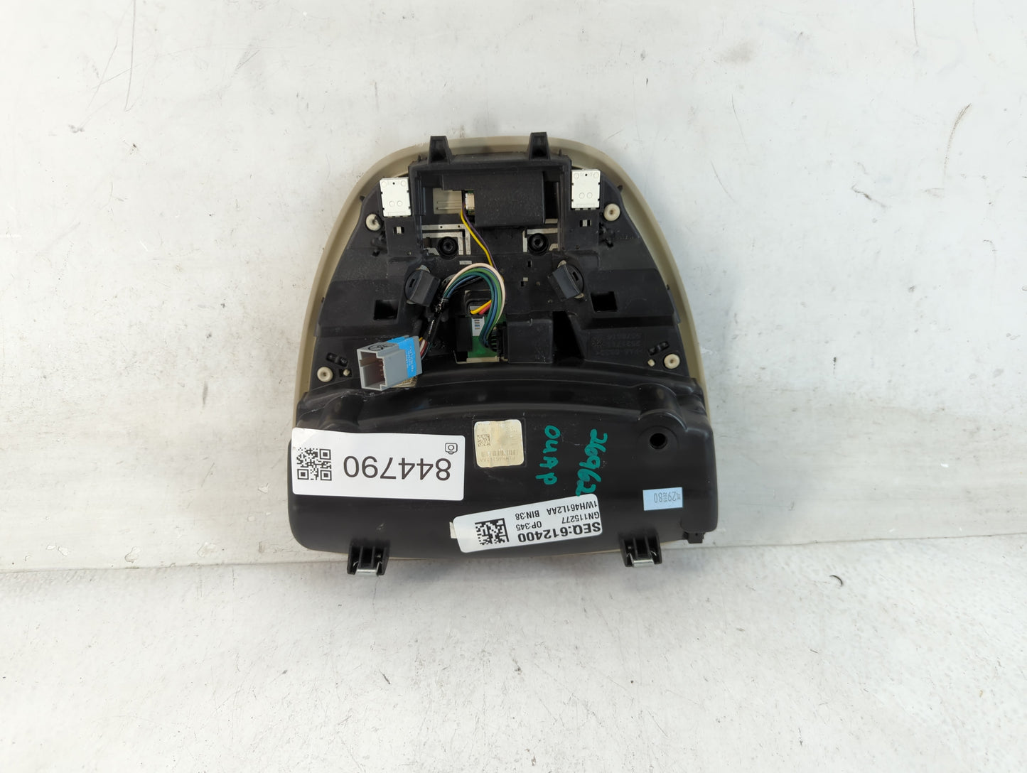 2015-2017 Chrysler 200 Overhead Roof Console 844790 - Oemusedautoparts1.com