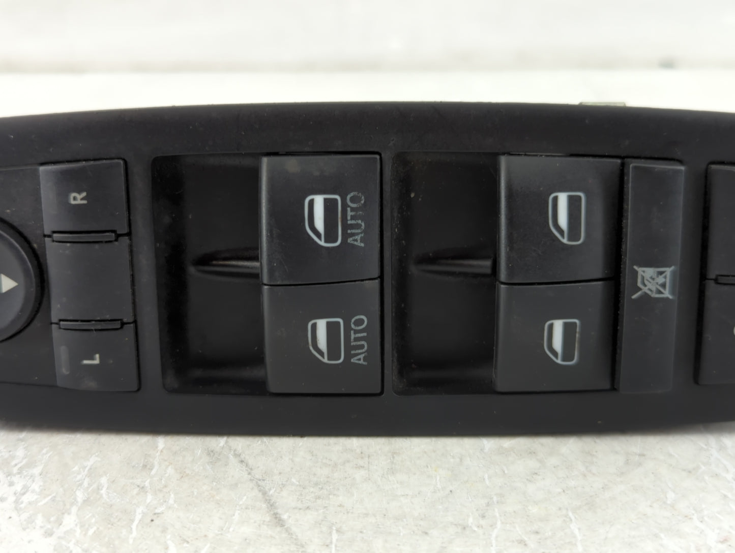 2015-2017 Chrysler 200 Master Power Window Switch Replacement Driver Side Left P/N:68231805AA Fits OEM Used Auto Parts - Oem