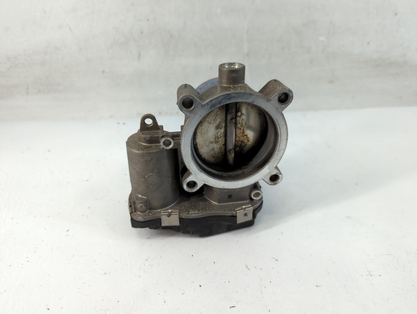 2015-2017 Chrysler 200 Throttle Body P/N:04891970AB Fits Fits 2014 2015 2016 2017 2018 2019 2020 2021 2022 OEM Used Auto Par