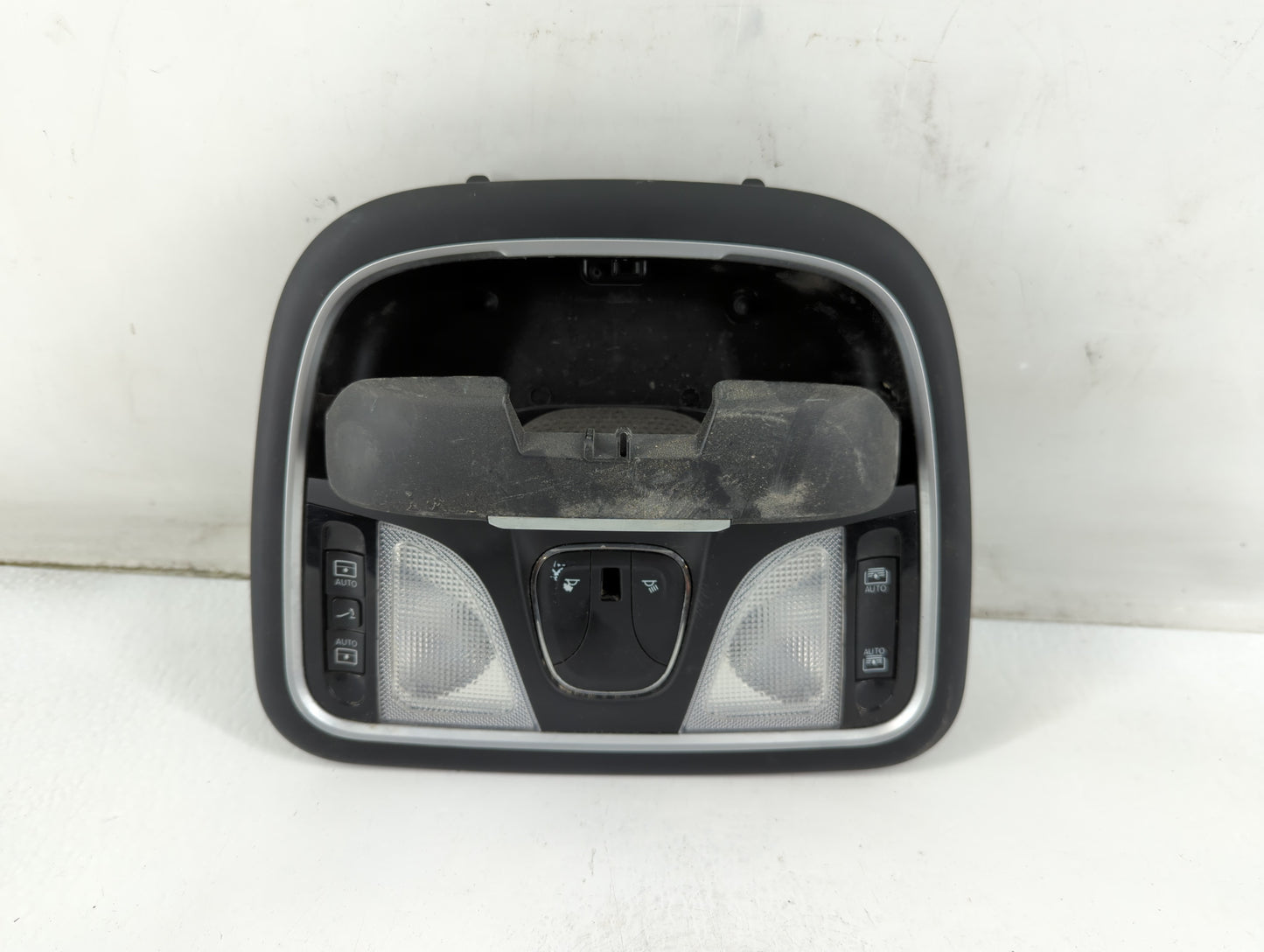 2015-2017 Chrysler 200 Overhead Roof Console 889133 - Oemusedautoparts1.com