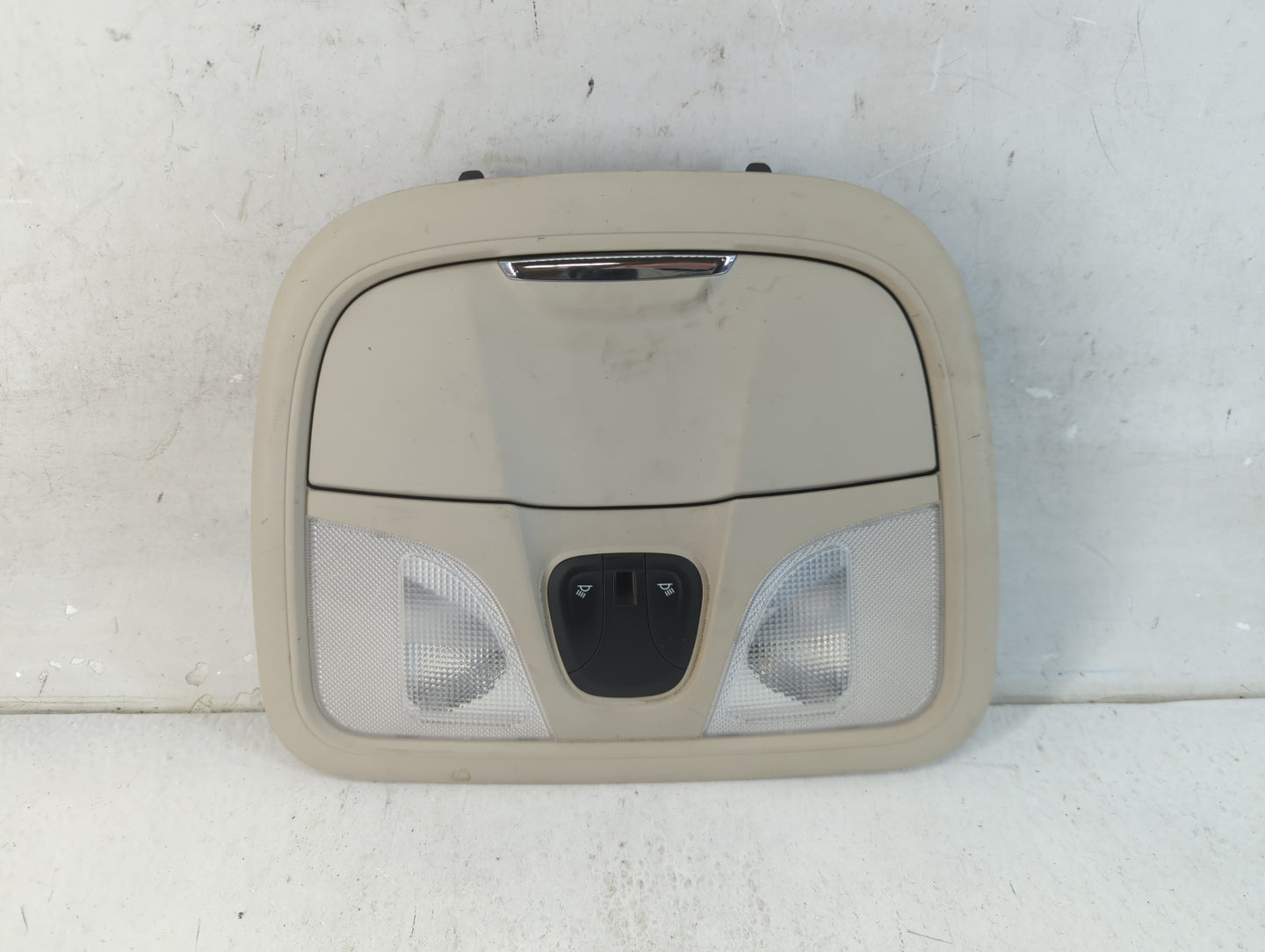 2015 Chrysler 200 Overhead Roof Console - Oemusedautoparts1.com