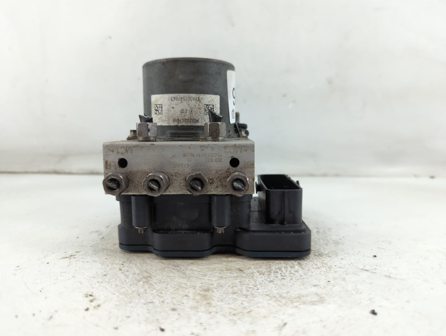2015 Chrysler 200 ABS Pump Control Module Replacement P/N:68232470AB Fits OEM Used Auto Parts - Oemusedautoparts1.com