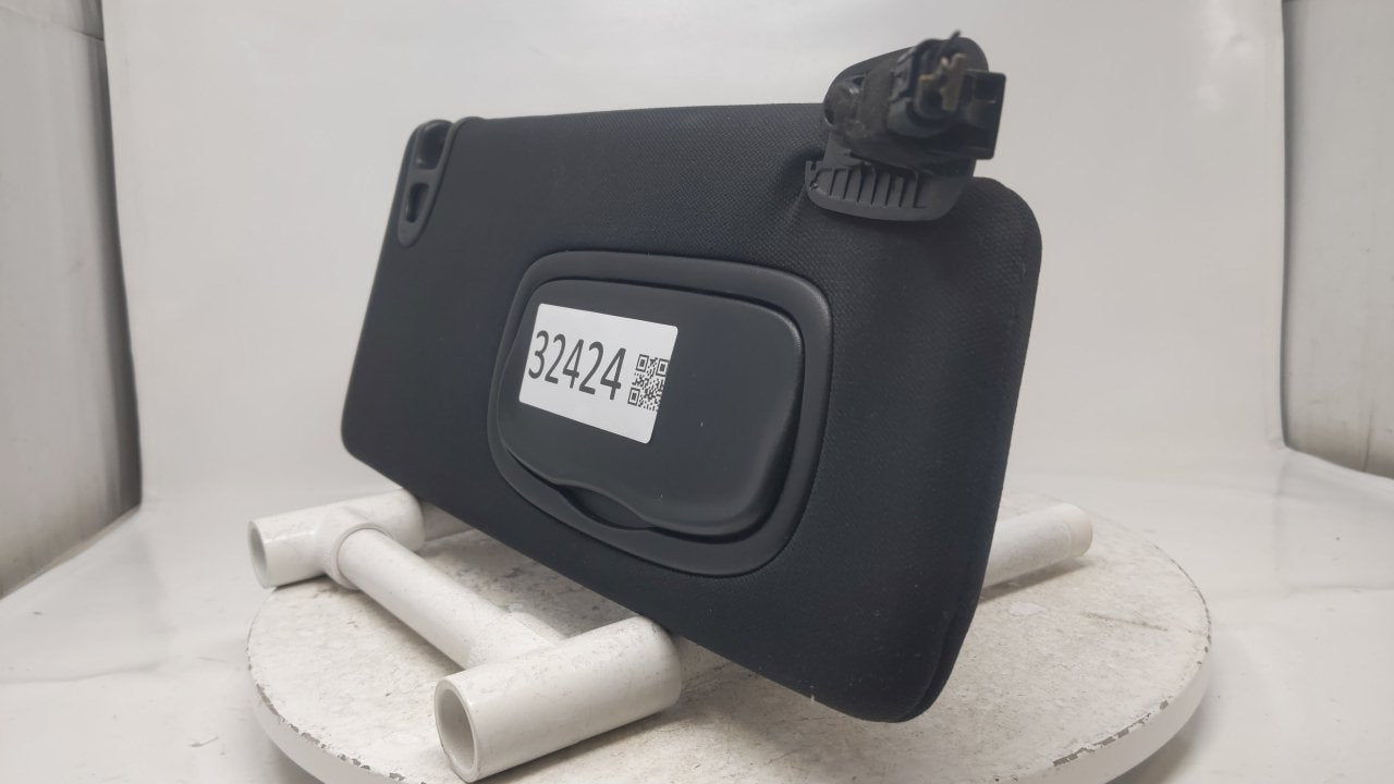 2015 Chrysler 200 Chrysler Sun Visor Shade Replacement Passenger Right Mirror Fits OEM Used Auto Parts - Oemusedautoparts1.c