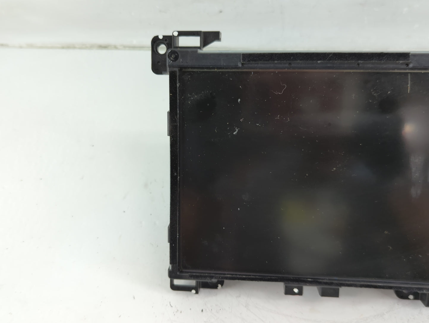 2015 Chrysler 300 Radio AM FM Cd Player Receiver Replacement P/N:68206389AH Fits OEM Used Auto Parts - Oemusedautoparts1.com