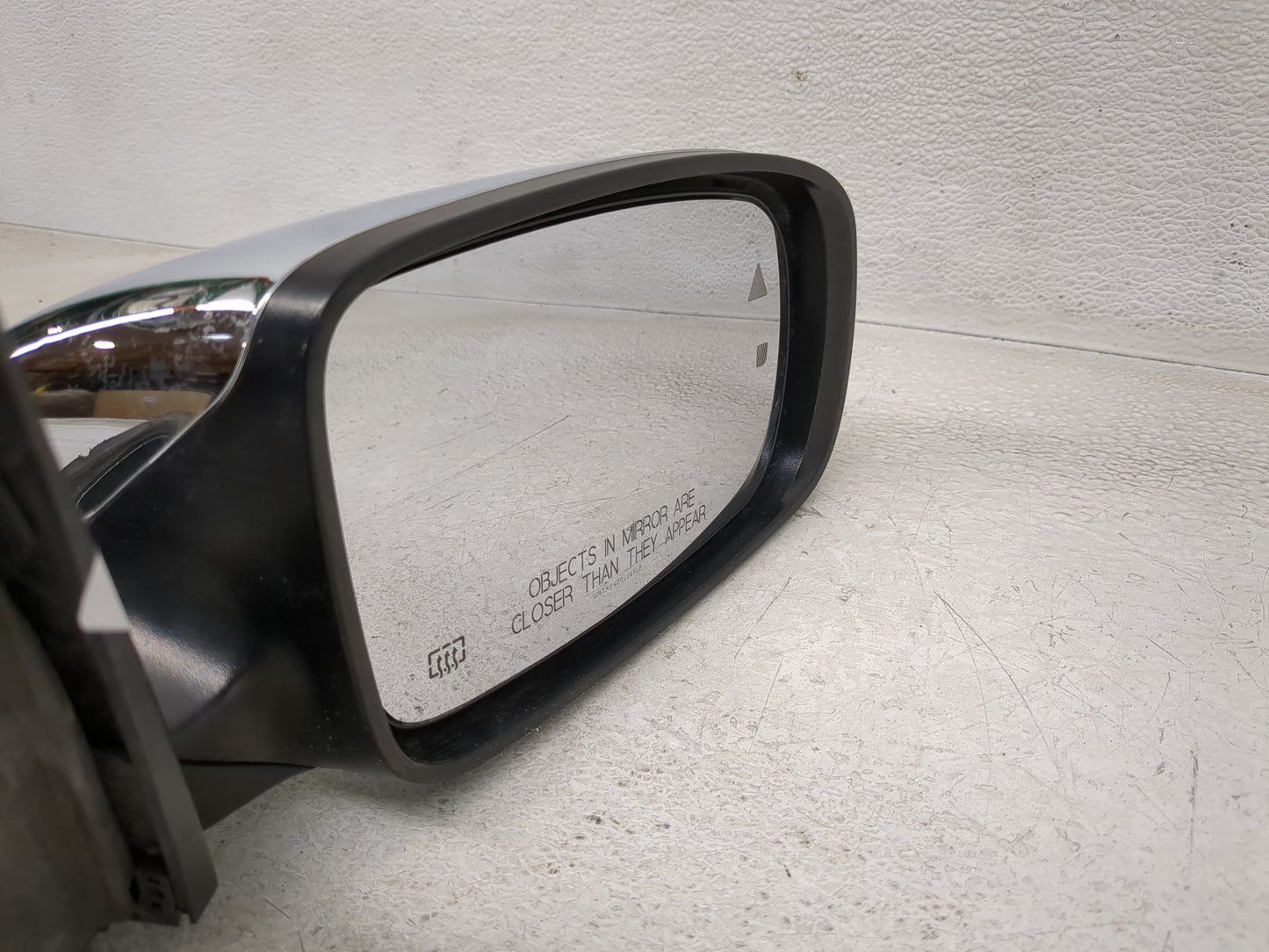 2015-2021 Chrysler 300 Passenger Side View Mirror - Right Door Mirror OEM Used - Oemusedautoparts1.com