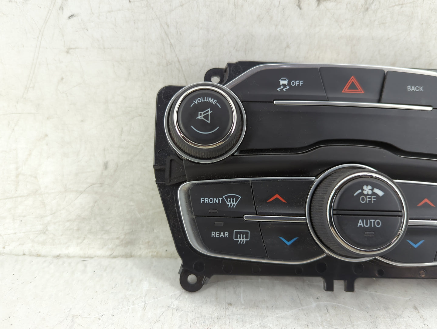 Chrysler 300 Temperature Control Module 56054875ac - Oemusedautoparts1.com