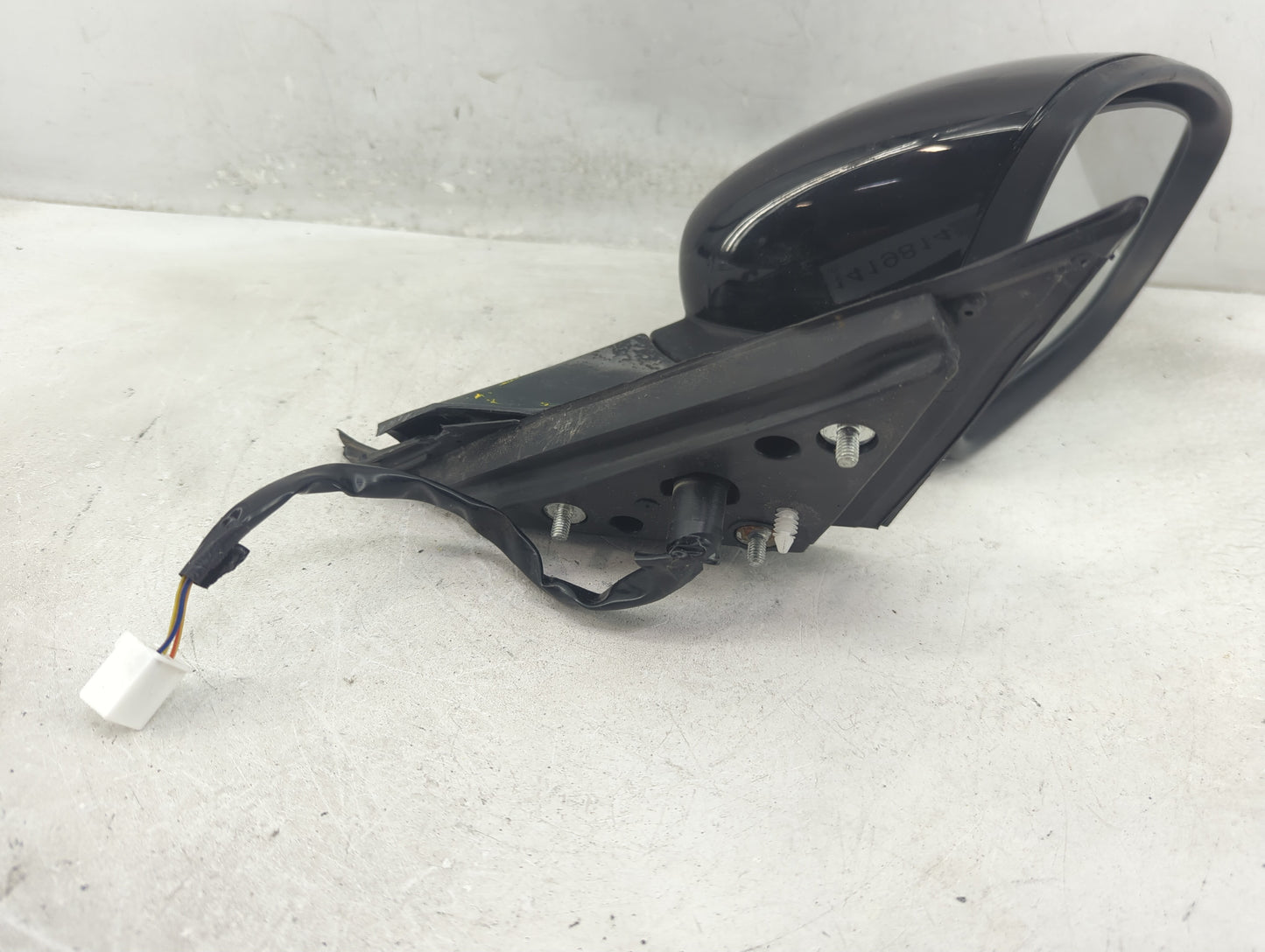 2015-2016 Chrysler 300 Passenger Side View Mirror - Right Door Mirror OEM Used - Oemusedautoparts1.com