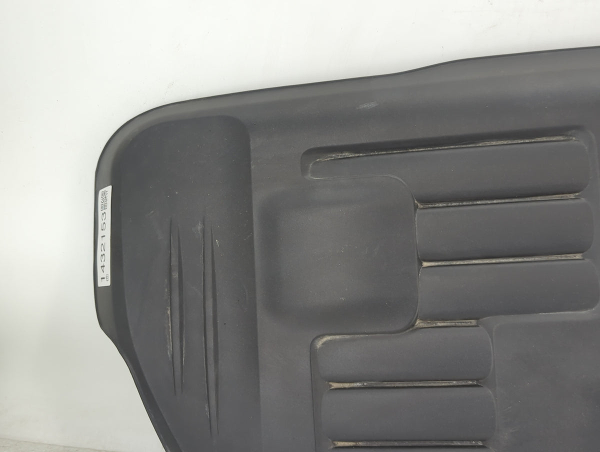2015 Chrysler 300 Engine Cover - Oemusedautoparts1.com
