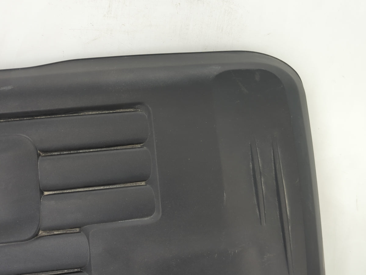 2015 Chrysler 300 Engine Cover - Oemusedautoparts1.com