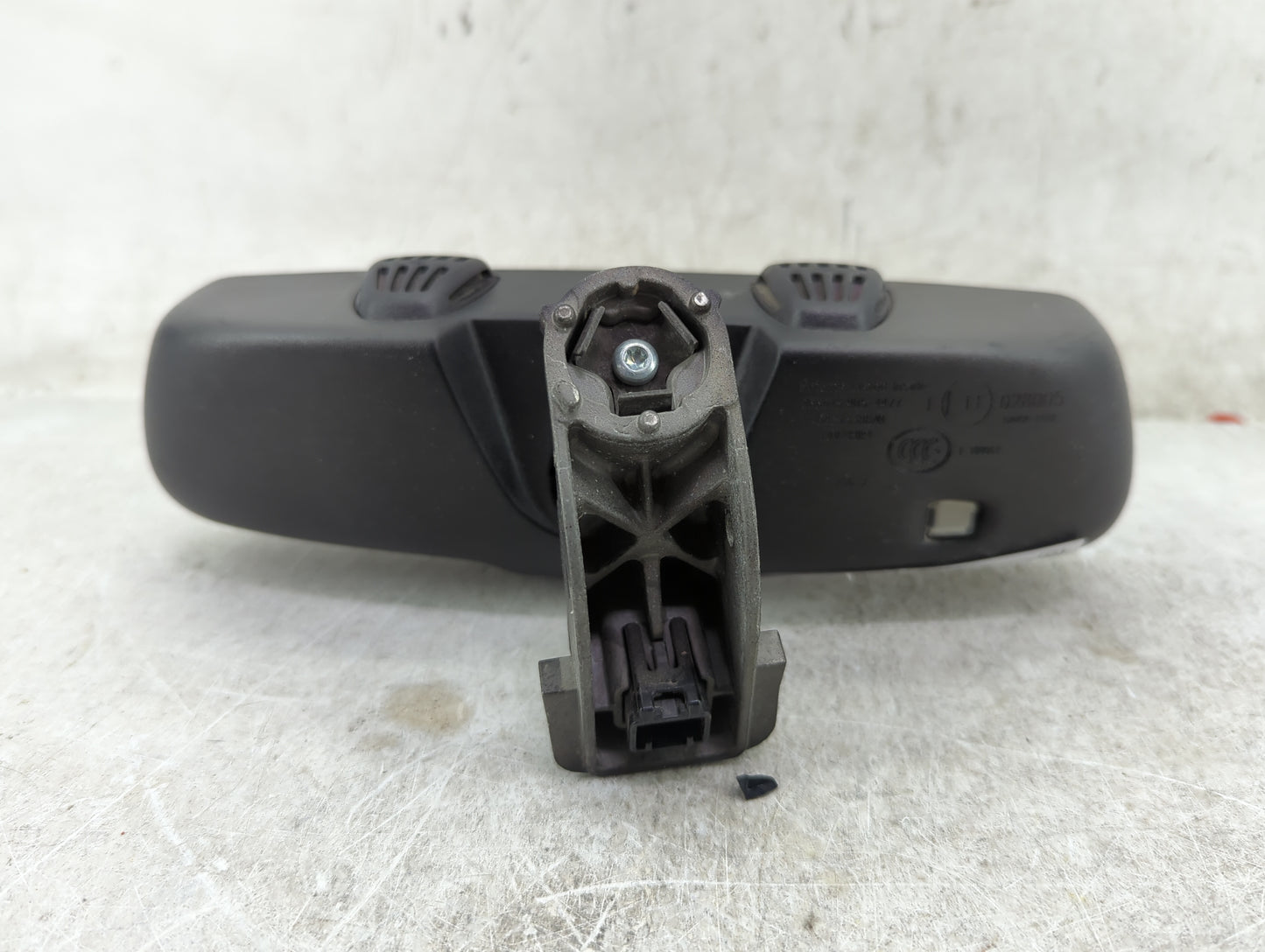 2015-2016 Chrysler 300 Interior Rear View Mirror Replacement OEM P/N:E11028005 68213388AB, 033015 905-4477 Fits Fits 2015 20