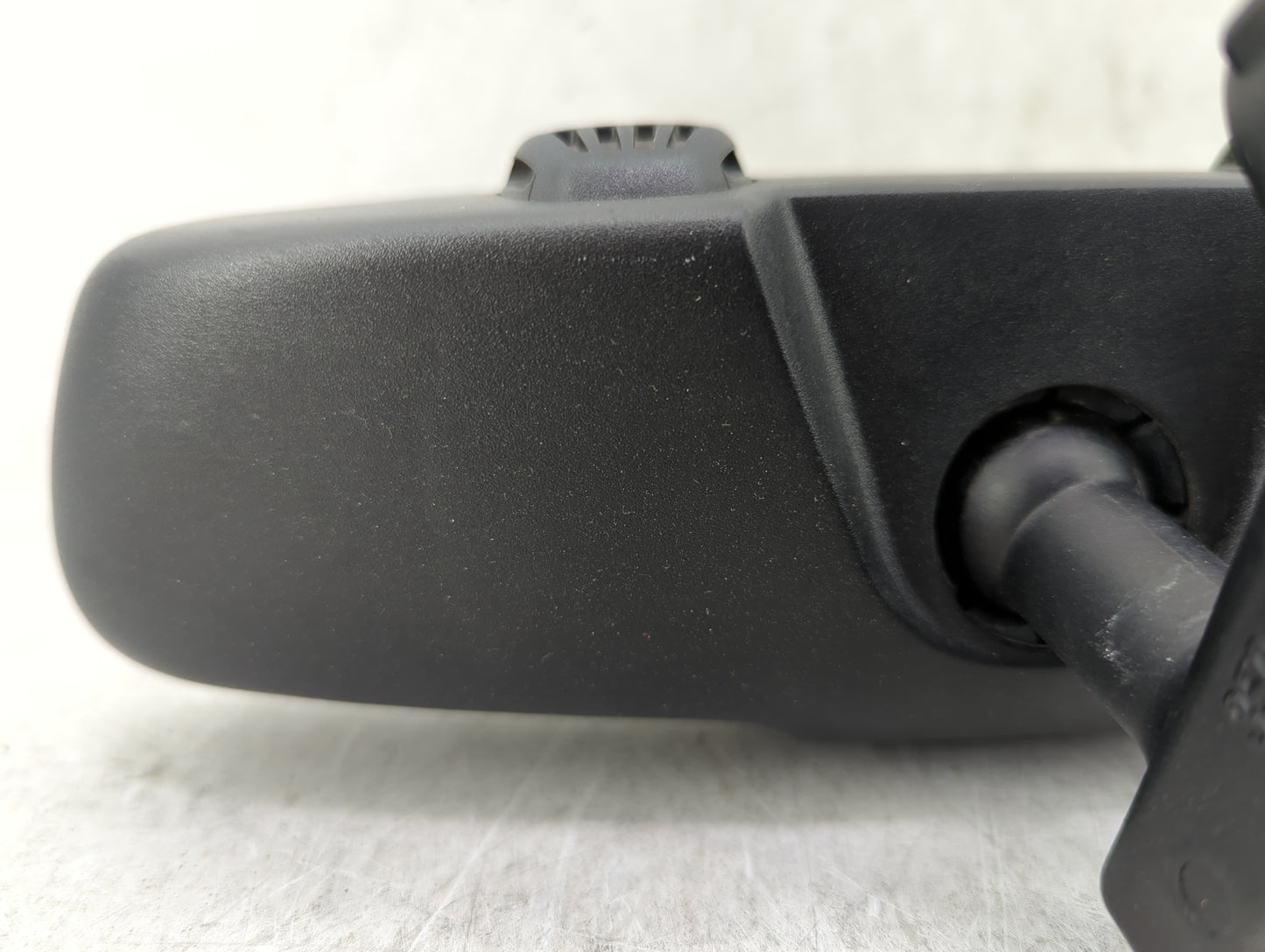 2015-2016 Chrysler 300 Interior Rear View Mirror Replacement OEM P/N:E11028005 68213388AB, 033015 905-4477 Fits Fits 2015 20