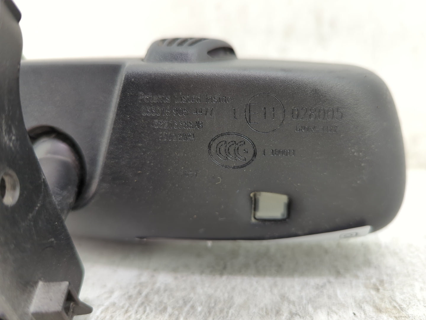 2015-2016 Chrysler 300 Interior Rear View Mirror Replacement OEM P/N:E11028005 68213388AB, 033015 905-4477 Fits Fits 2015 20