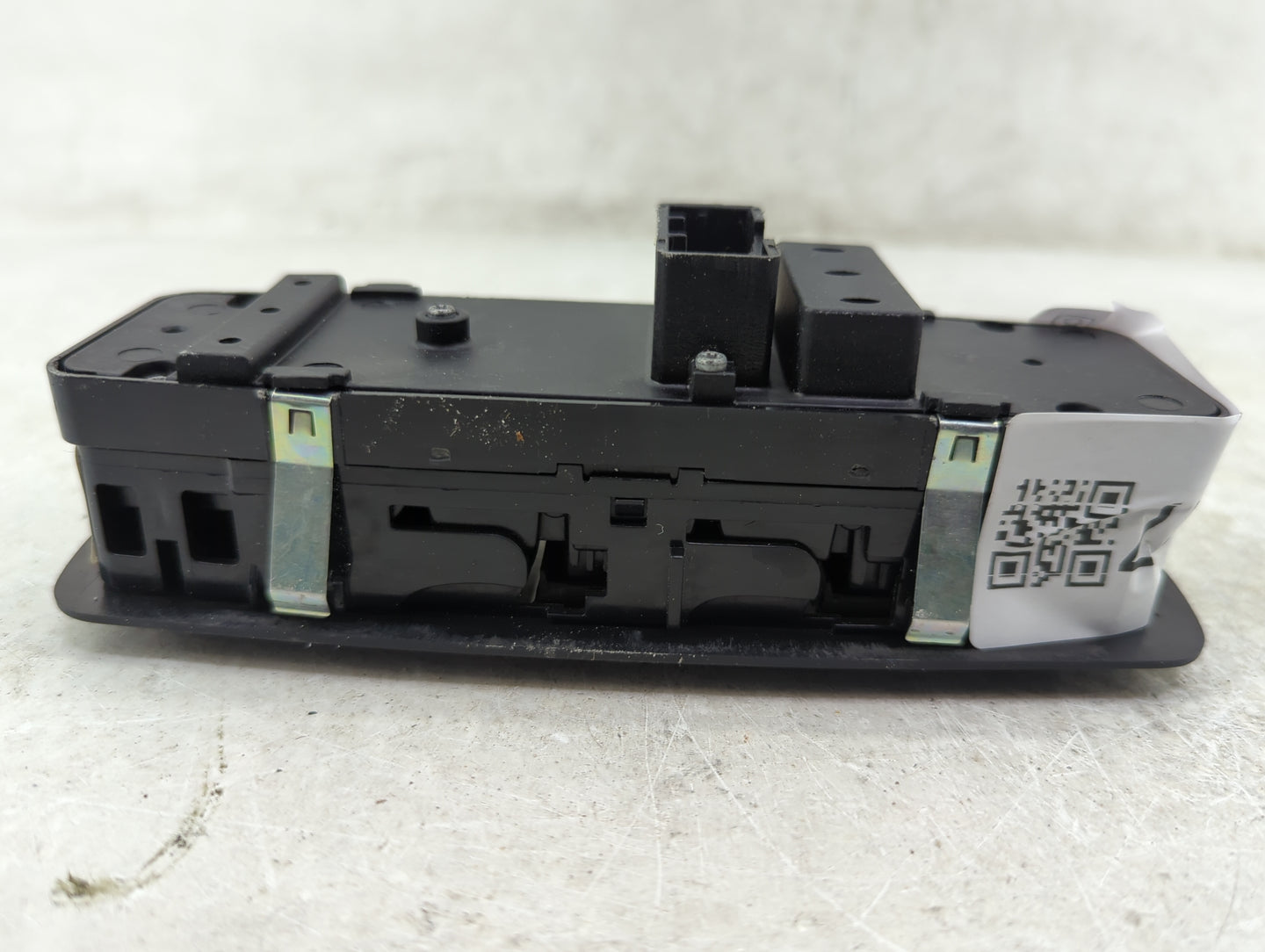 2015-2019 Chrysler 300 Master Power Window Switch Replacement Driver Side Left P/N:68262253AA Fits OEM Used Auto Parts - Oem