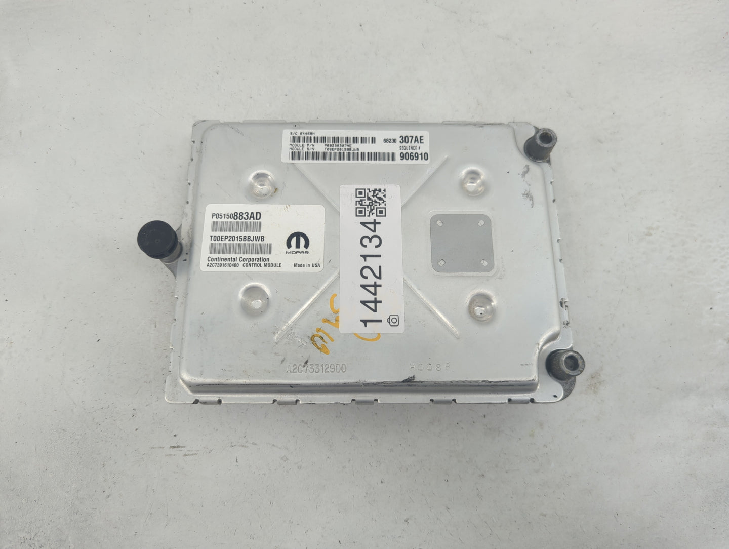2015 Chrysler 300 PCM Engine Control Computer ECU ECM PCU OEM P/N:P05150883AD T00EP2015BBJWB, P68230307AE, A2C7391610400 Fit