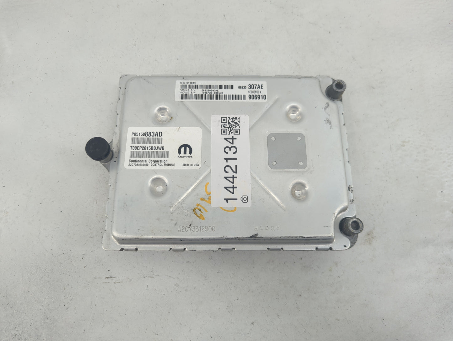 2015 Chrysler 300 PCM Engine Control Computer ECU ECM PCU OEM P/N:P05150883AD T00EP2015BBJWB, P68230307AE, A2C7391610400 Fit