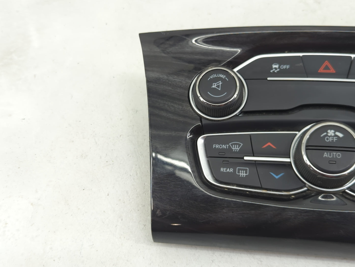 2015-2016 Chrysler 300 Climate Control Module Temperature AC/Heater Replacement P/N:P56054875AD 60881085 Fits Fits 2015 2016