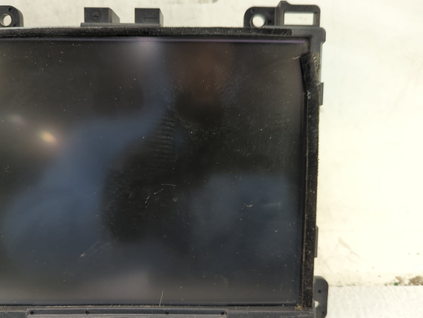 2015 Chrysler 300 Information Display Screen - Oemusedautoparts1.com