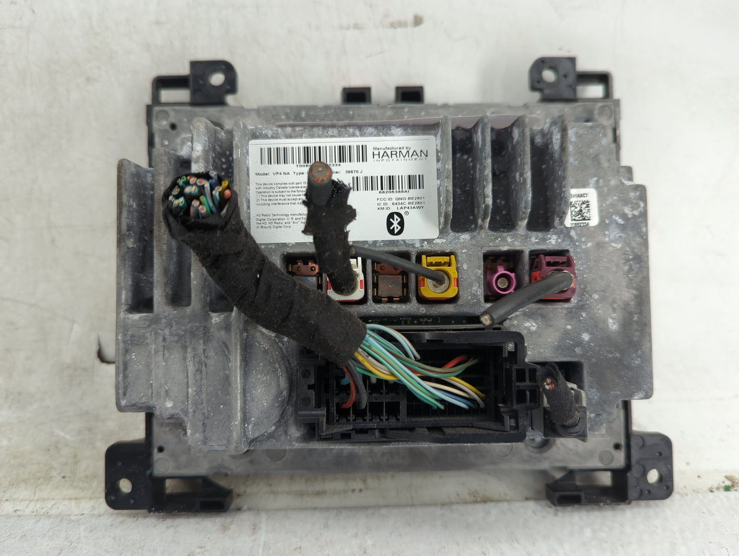 2015 Chrysler 300 Information Display Screen - Oemusedautoparts1.com