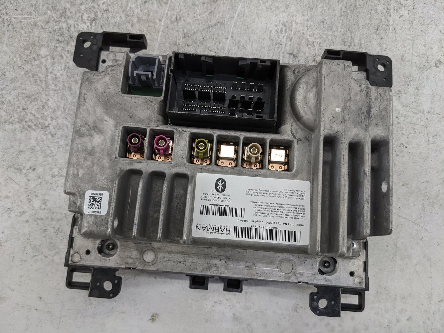 2015 Chrysler 300 Radio AM FM Cd Player Receiver Replacement P/N:T00BE026570886 68206389AG, QNG-BE2801, 6434C-BE2801 Fits OE