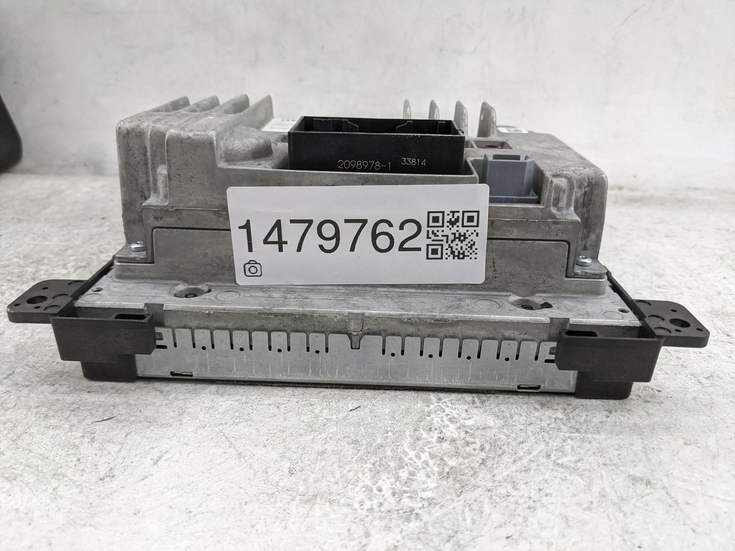 2015 Chrysler 300 Radio AM FM Cd Player Receiver Replacement P/N:T00BE026570886 68206389AG, QNG-BE2801, 6434C-BE2801 Fits OE