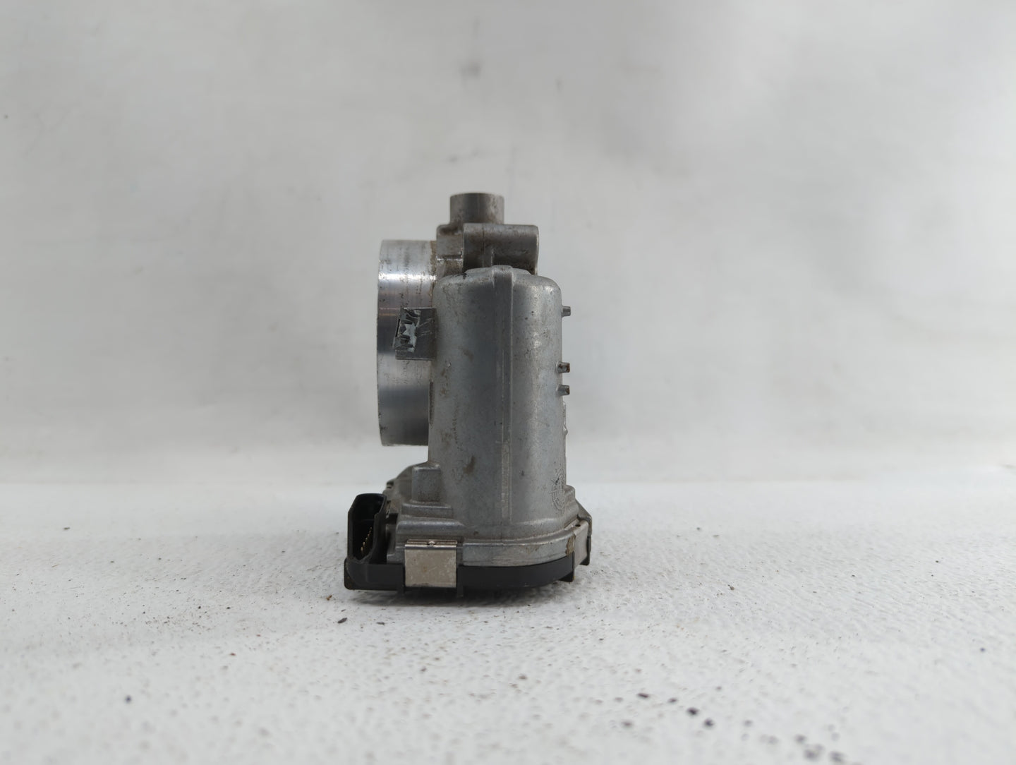 2011-2018 Chrysler 300 Throttle Body P/N:05184349AC 05184349AE, 05184349AF Fits Fits 2011 2012 2013 2014 2015 2016 2017 2018