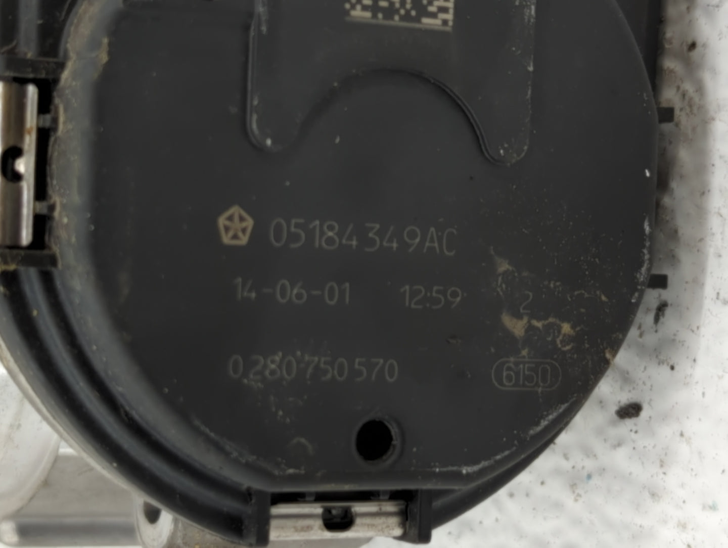 2011-2018 Chrysler 300 Throttle Body P/N:05184349AC 05184349AE, 05184349AF Fits Fits 2011 2012 2013 2014 2015 2016 2017 2018