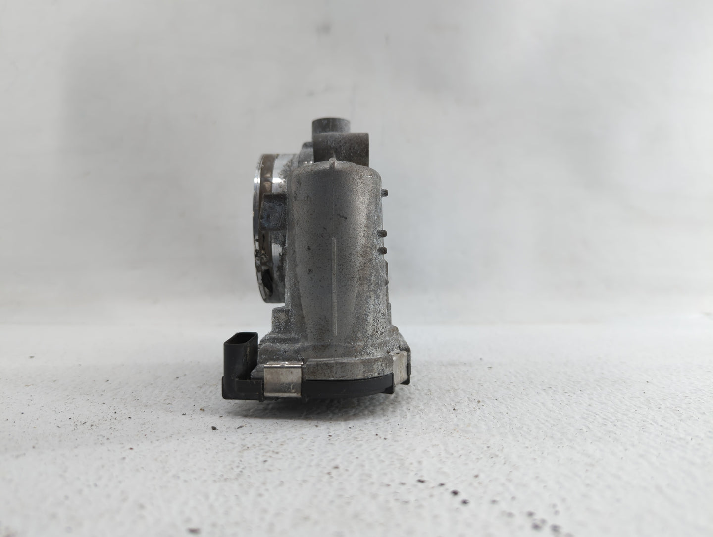 2011-2018 Chrysler 300 Throttle Body P/N:05184349AC 05184349AE, 05184349AF Fits Fits 2011 2012 2013 2014 2015 2016 2017 2018