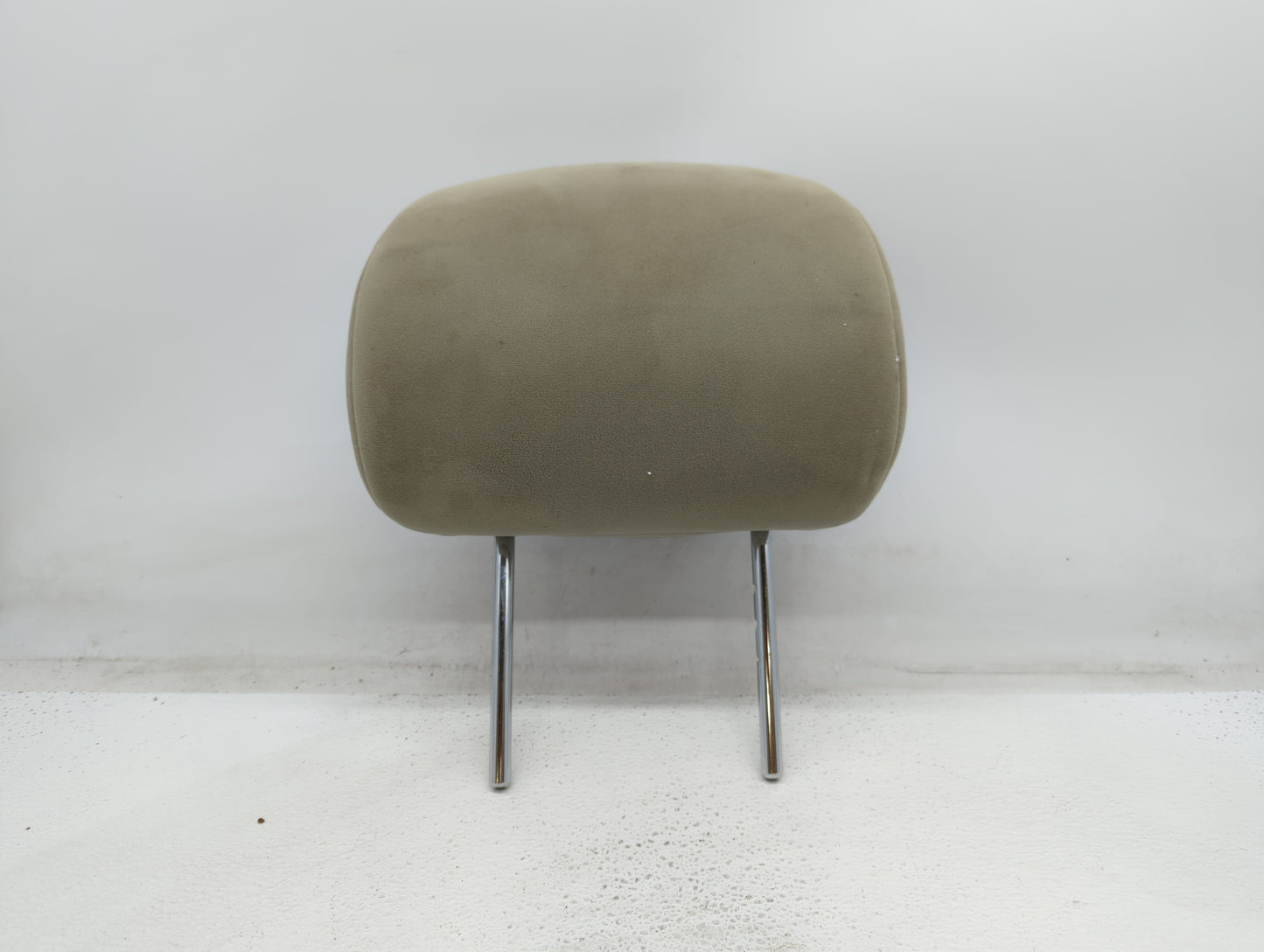 2015-2018 Chrysler 300 Headrest Head Rest Front Driver Passenger Seat Fits Fits 2015 2016 2018 OEM Used Auto Parts - Oemused