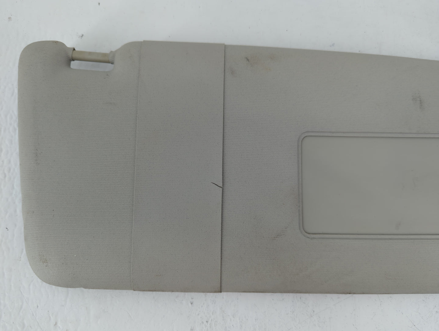 2015 Chrysler Pacifica Sun Visor Shade Replacement Passenger Right Mirror Fits OEM Used Auto Parts - Oemusedautoparts1.com