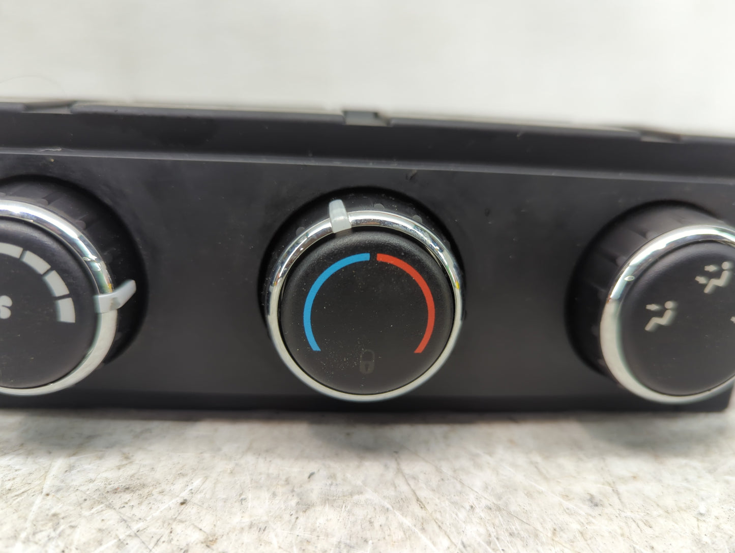 2015 Chrysler Town and Country Climate Control Module Temperature AC/Heater Replacement P/N:55111313AC Fits OEM Used Auto Pa