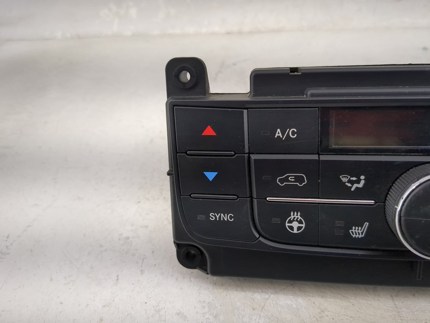 2015 Chrysler Town and Country Climate Control Module Temperature AC/Heater Replacement P/N:55111367AG 5HB010802-59 Fits OEM