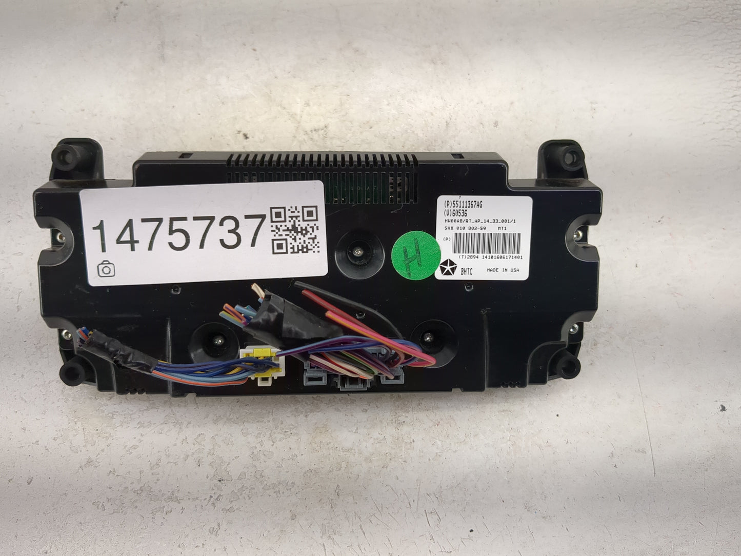 2015 Chrysler Town and Country Climate Control Module Temperature AC/Heater Replacement P/N:55111367AG 5HB010802-59 Fits OEM