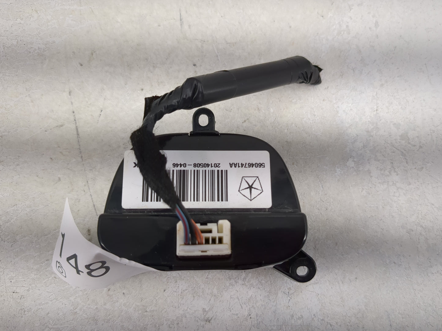 2015 Chrysler Town and Country Digitial Dash Clock P/N:56046741AA Fits OEM Used Auto Parts - Oemusedautoparts1.com