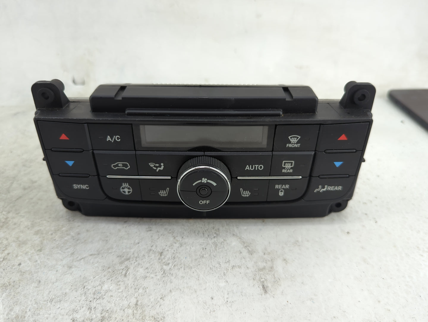 2015 Chrysler Town and Country Climate Control Module Temperature AC/Heater Replacement P/N:55111367AG 5HB010802-59 Fits OEM