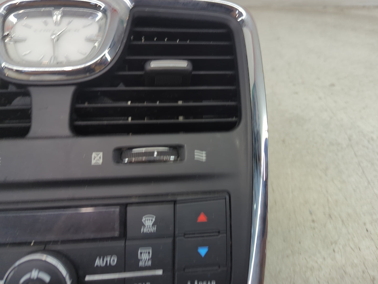 2015 Chrysler Town and Country Climate Control Module Temperature AC/Heater Replacement P/N:P55111236AA 68110936 Fits OEM Us