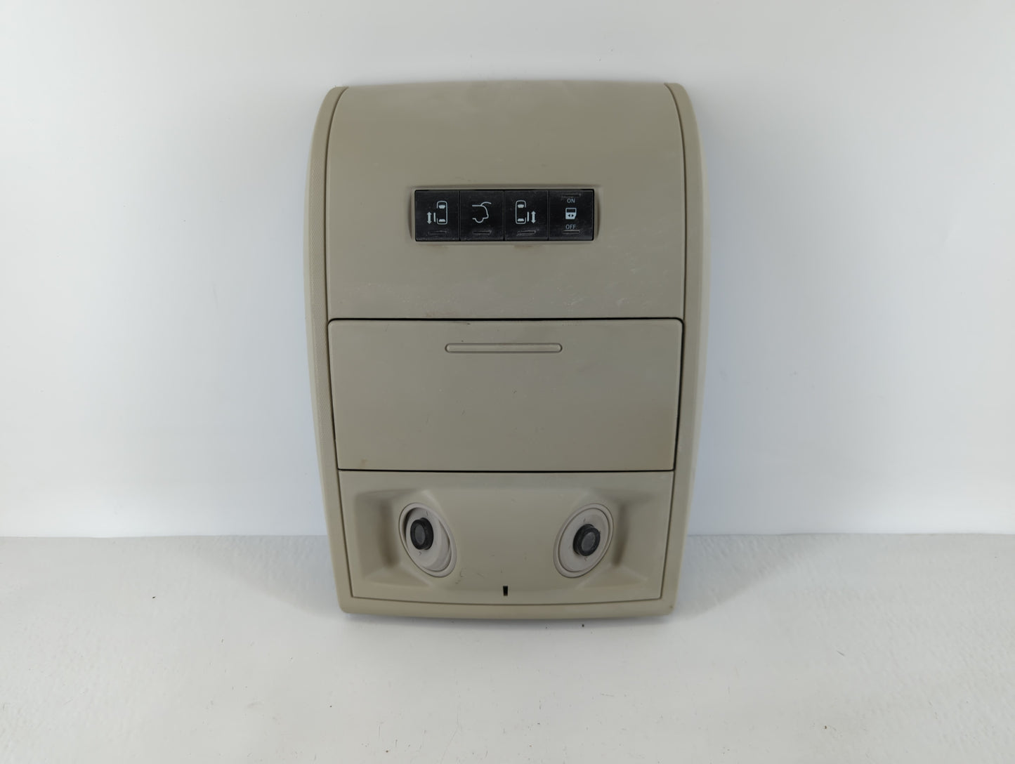2015 Chrysler Town & Country Overhead Roof Console - Oemusedautoparts1.com