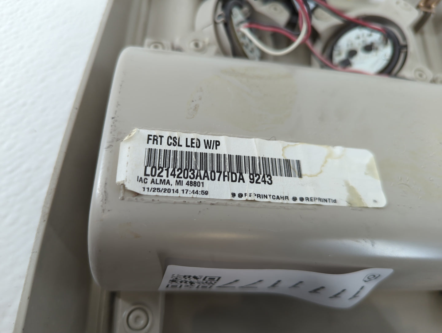 2015 Chrysler Town & Country Overhead Roof Console - Oemusedautoparts1.com