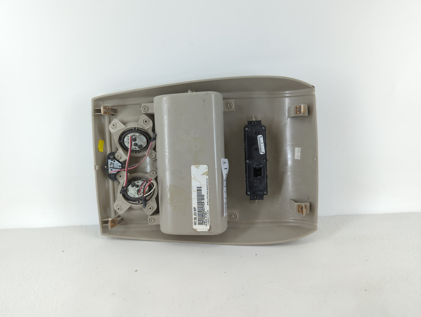 2015 Chrysler Town & Country Overhead Roof Console - Oemusedautoparts1.com
