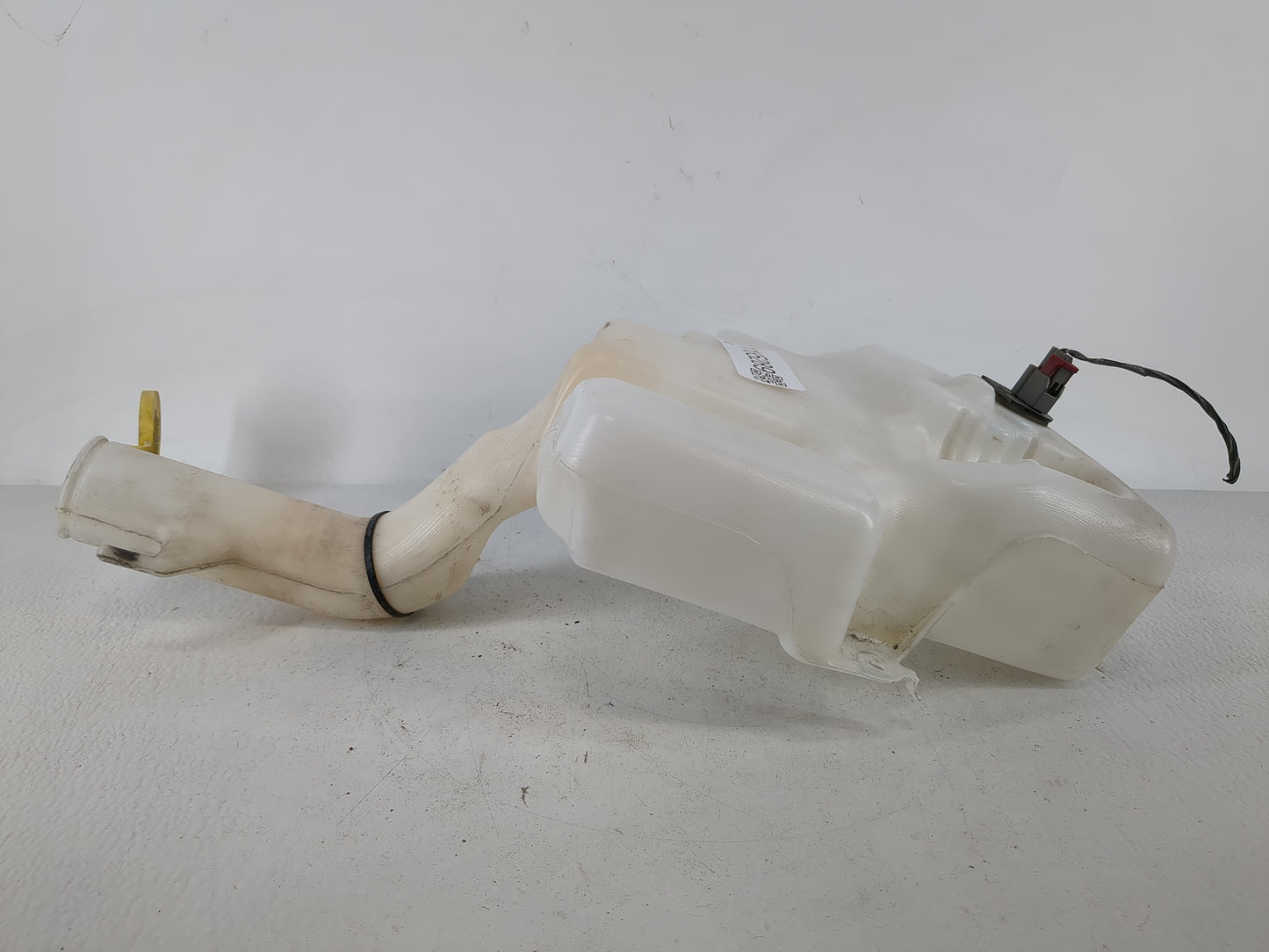 2011 Town & Country Windshield Washer Fluid Reservoir Bottle Oem - Oemusedautoparts1.com