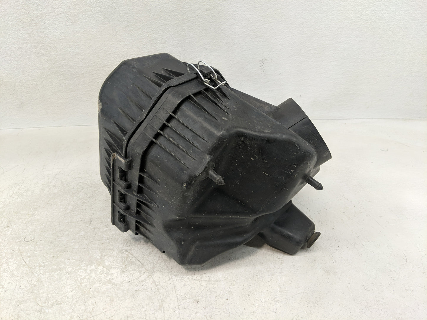 2011-2016 Chrysler Town & Country Air Cleaner Intake-duct Hose Tube - Oemusedautoparts1.com