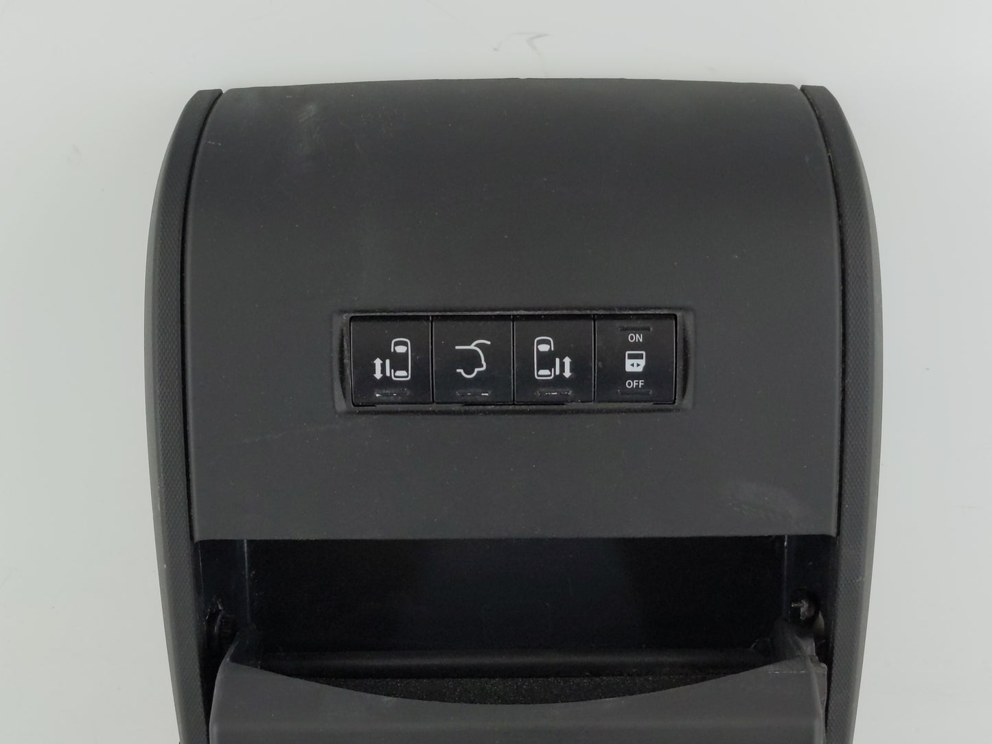 2015 Chrysler Town & Country Overhead Roof Console - Oemusedautoparts1.com