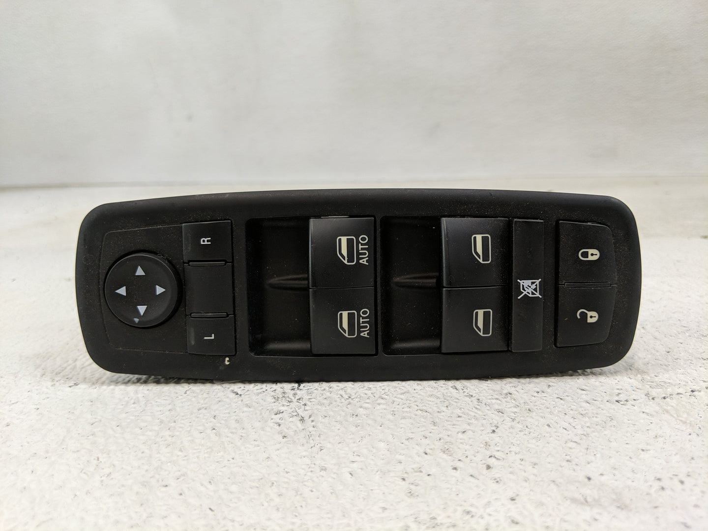 2012-2016 Chrysler Town & Country Master Power Window Switch Replacement Driver Side Left Fits OEM Used Auto Parts - Oemused