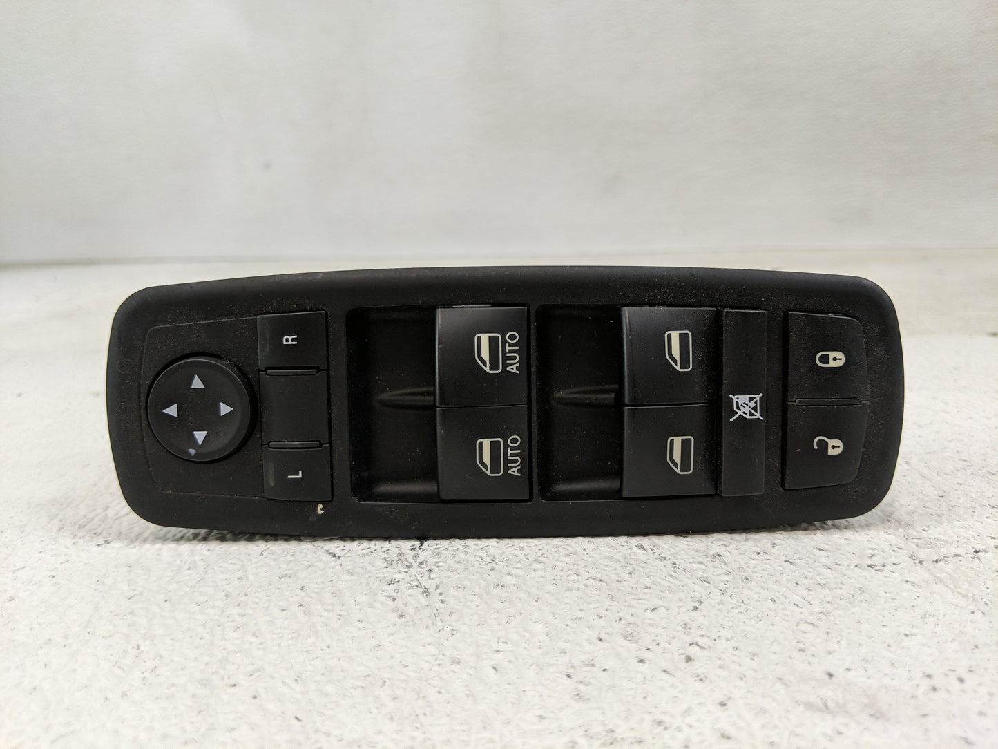 2012-2016 Chrysler Town & Country Master Power Window Switch Replacement Driver Side Left Fits OEM Used Auto Parts - Oemused