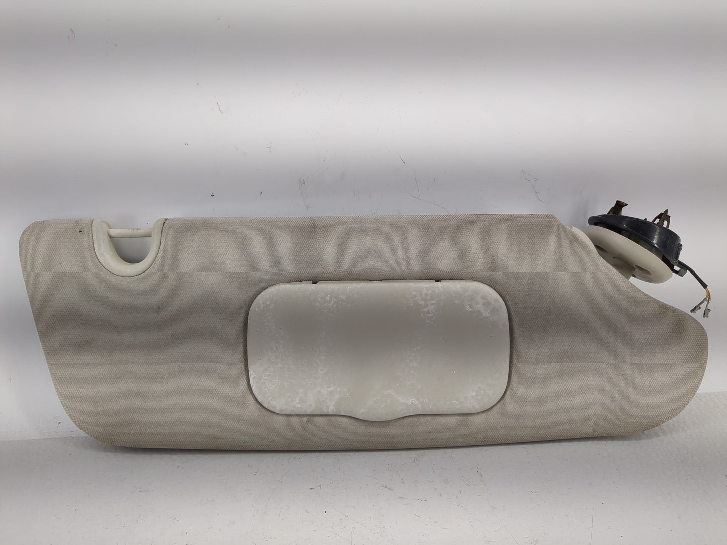 2011-2016 Chrysler Town & Country Sun Visor Shade Replacement Driver Left Mirror Fits OEM Used Auto Parts - Oemusedautoparts