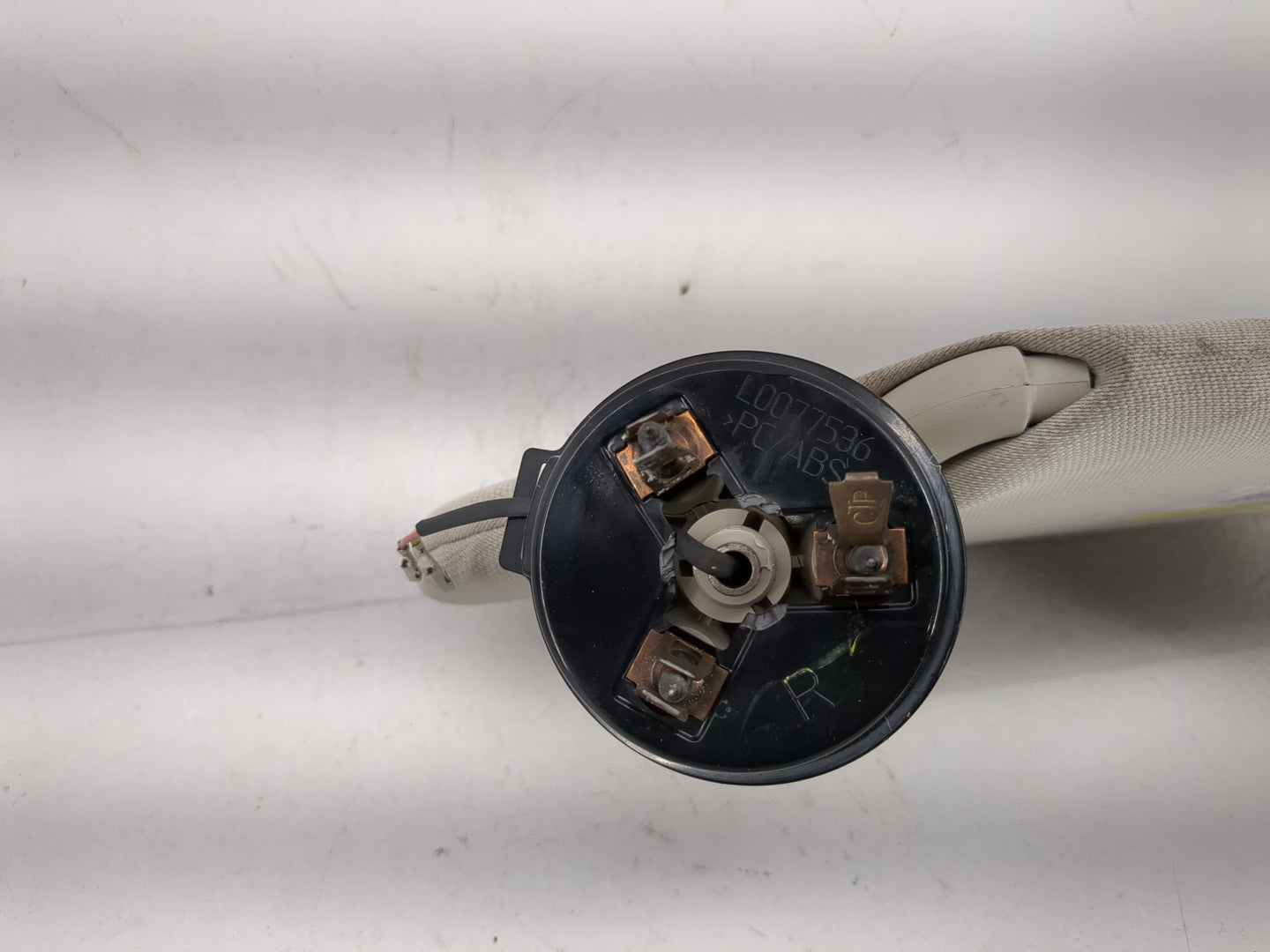 2011-2016 Chrysler Town & Country Sun Visor Shade Replacement Driver Left Mirror Fits OEM Used Auto Parts - Oemusedautoparts